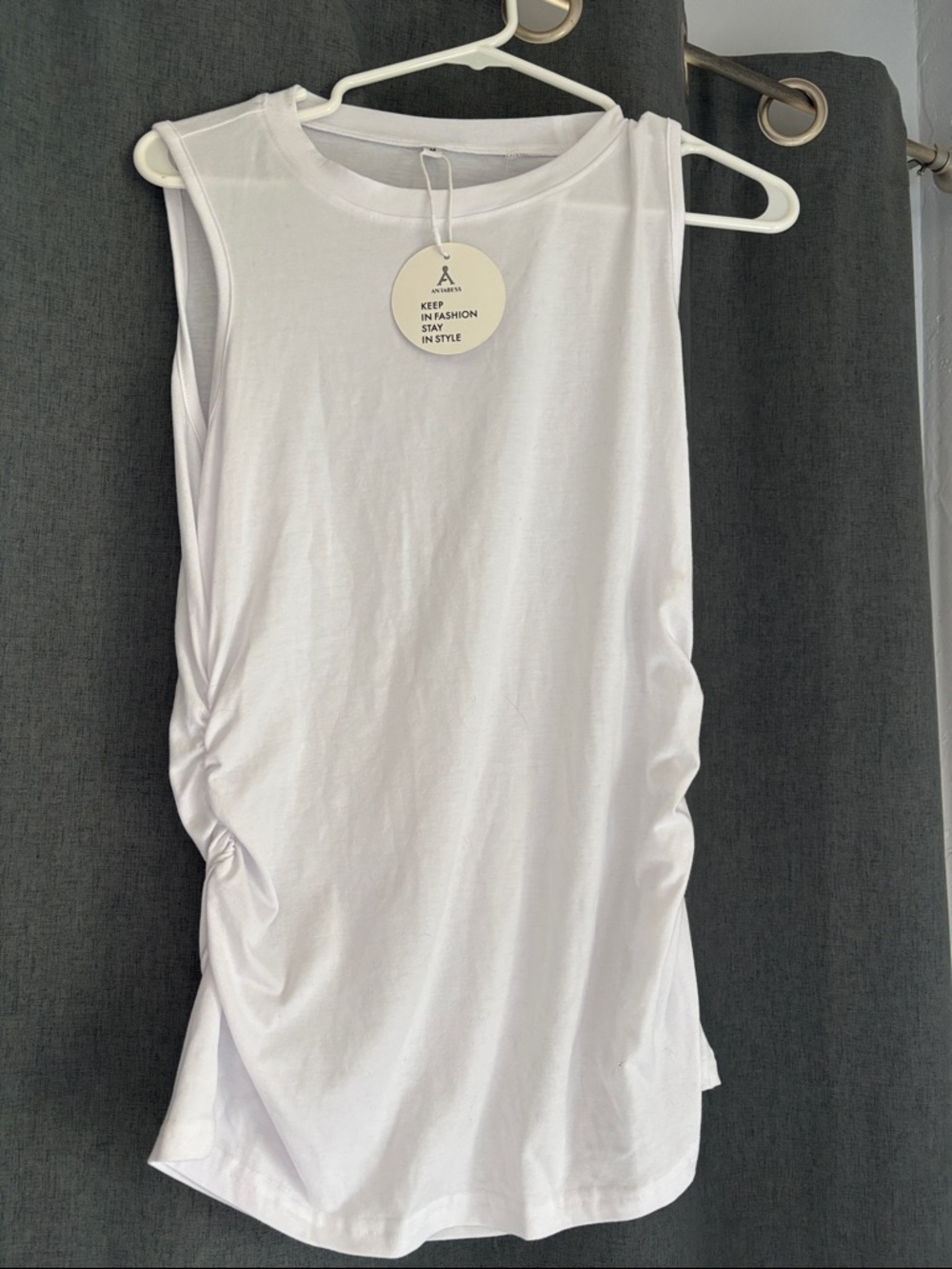Sleeveless White Side-Ruched Tank Top - Unbranded